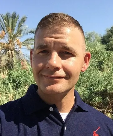 Elliot Pernula